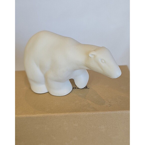 Hallmark Polar Bear Figurine 1979  3 1/2" x 1" x 2" Porcelain Bisque With Box - Picture 1 of 7